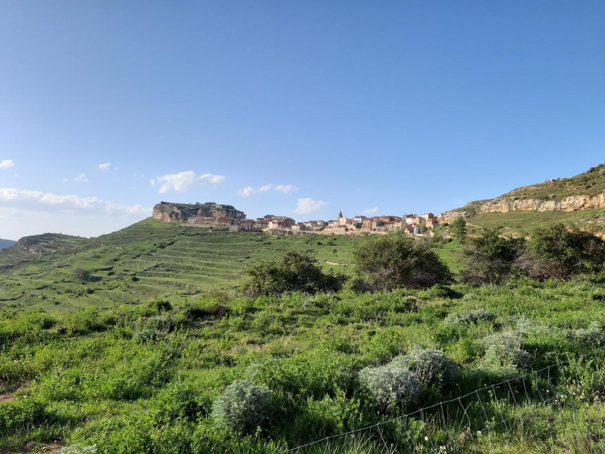 Apartamentos Mirador De Gudar Bagian luar foto