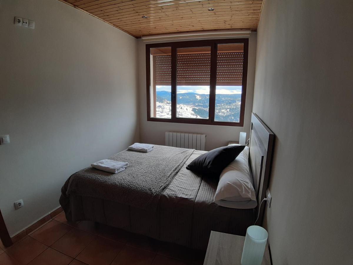 Apartamentos Mirador De Gudar Bagian luar foto
