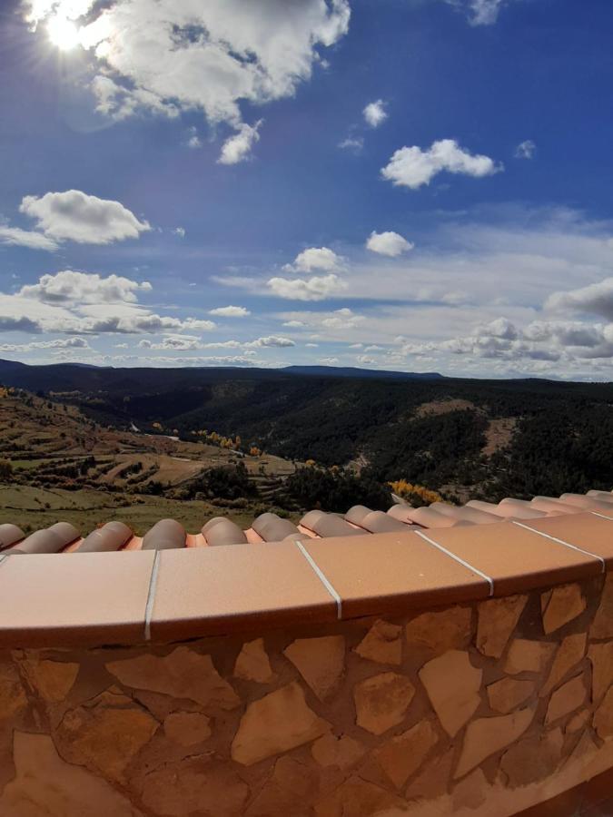 Apartamentos Mirador De Gudar Bagian luar foto
