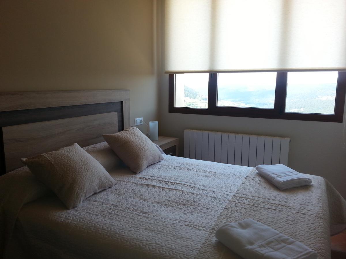 Apartamentos Mirador De Gudar Bagian luar foto