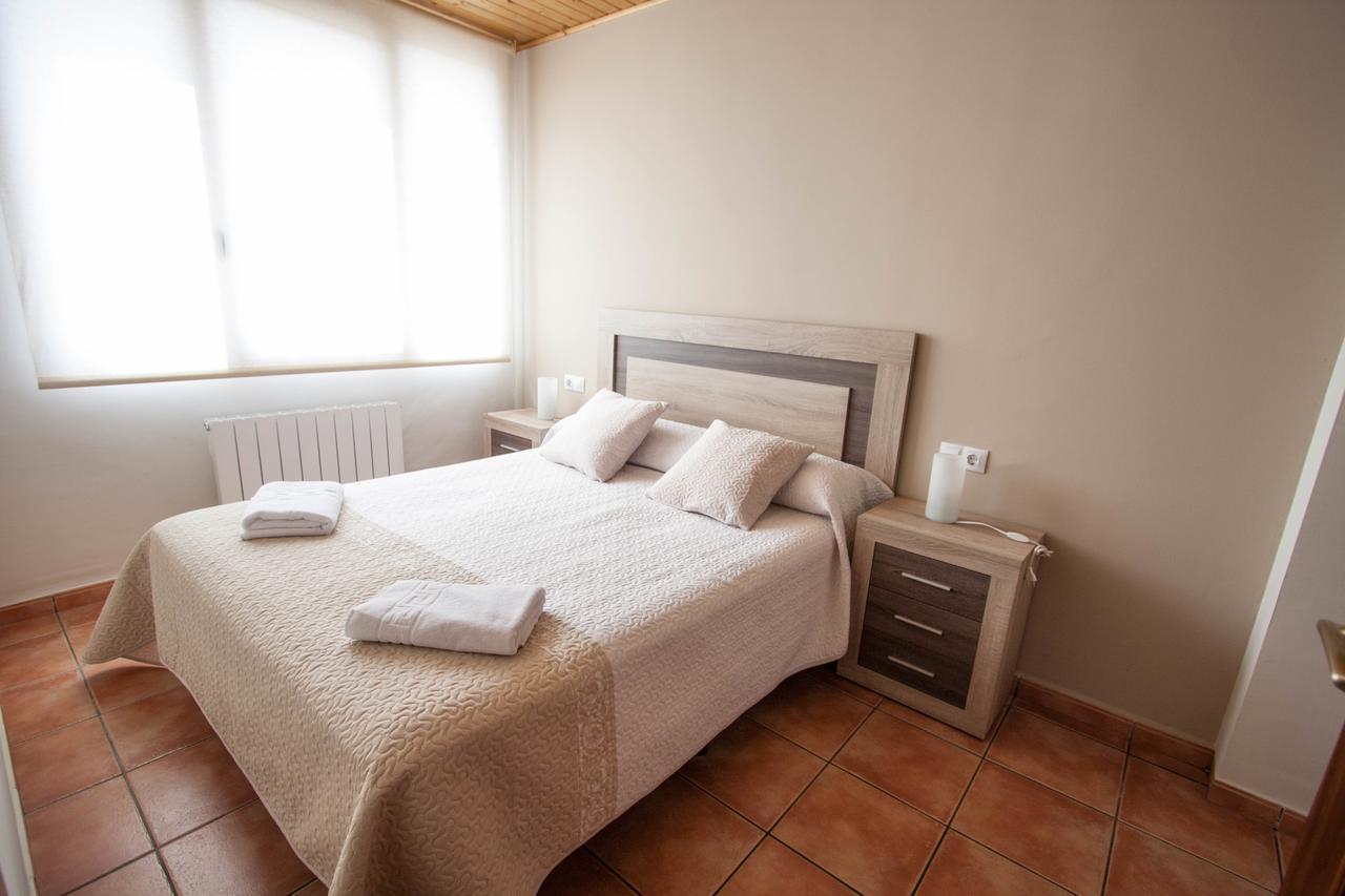 Apartamentos Mirador De Gudar Bagian luar foto