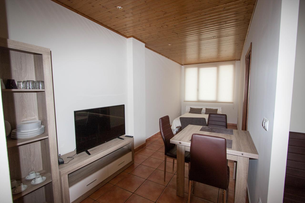 Apartamentos Mirador De Gudar Bagian luar foto