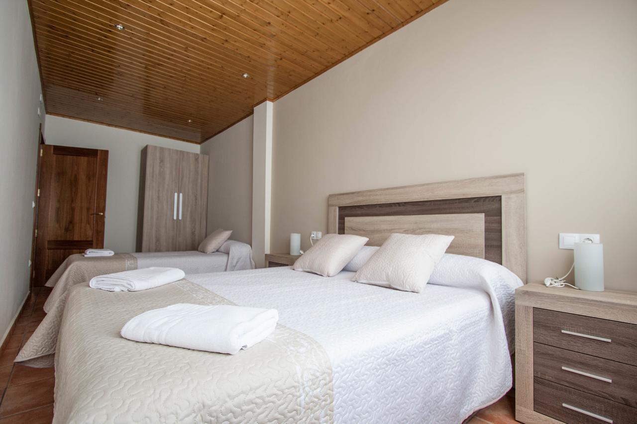Apartamentos Mirador De Gudar Bagian luar foto