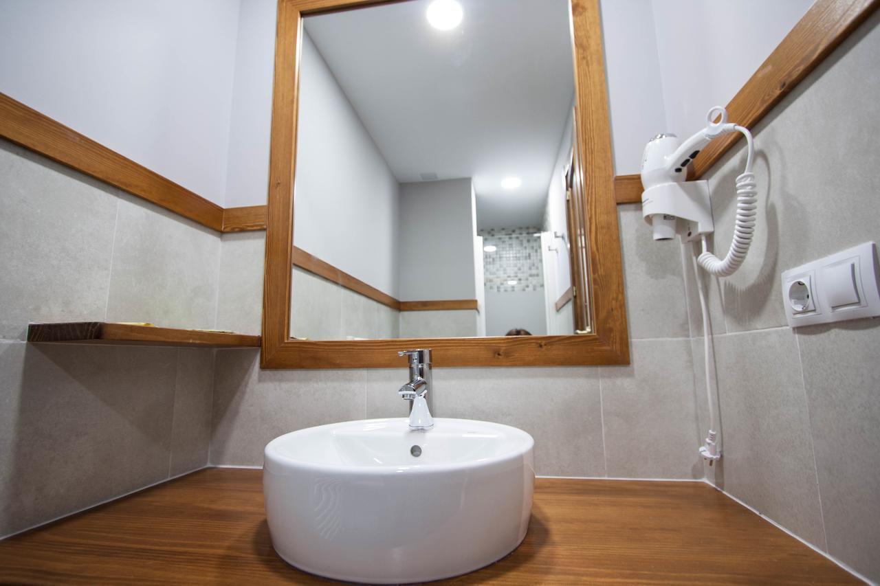 Apartamentos Mirador De Gudar Bagian luar foto